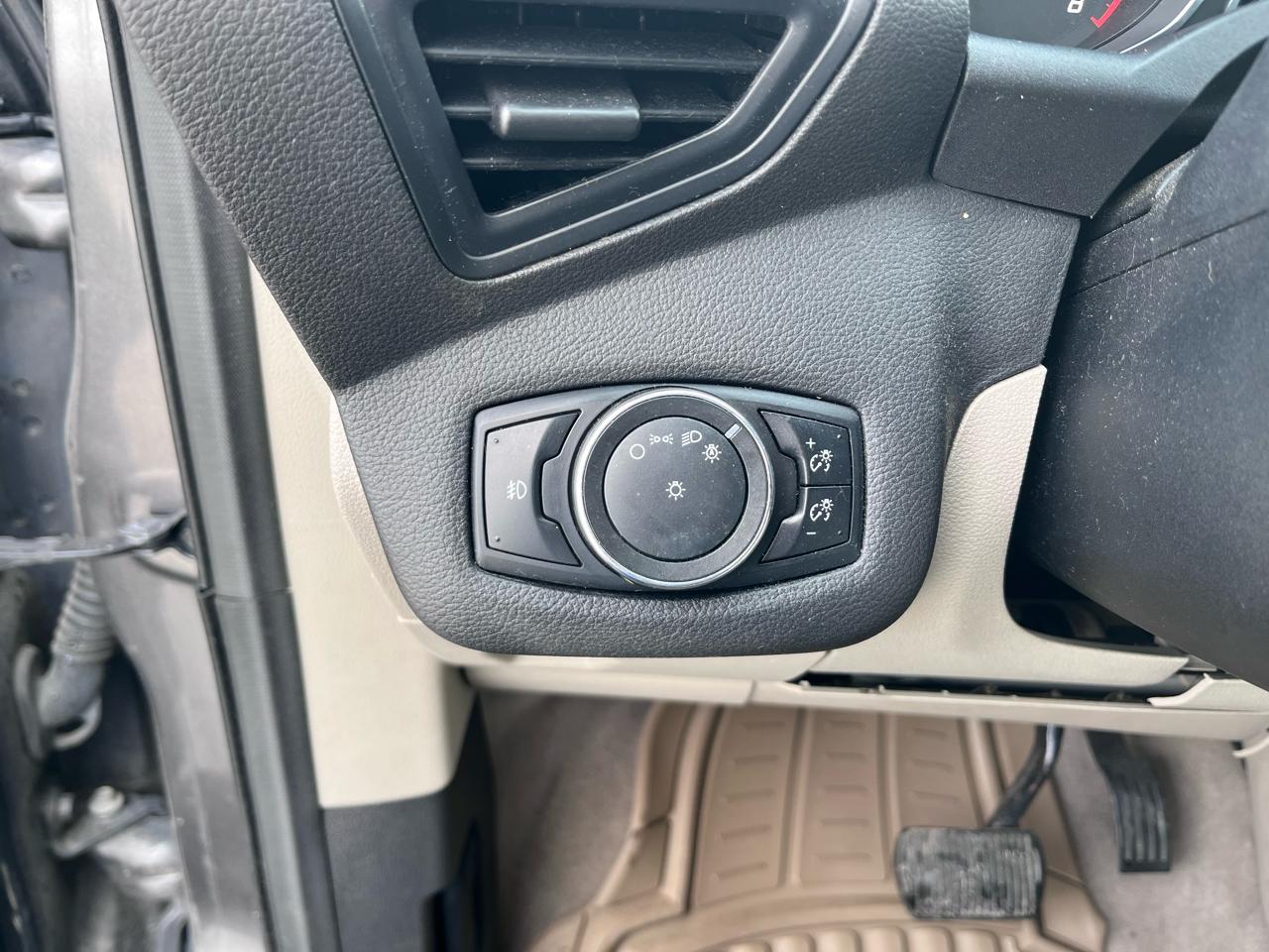 Ford Escape SE FWD 2013