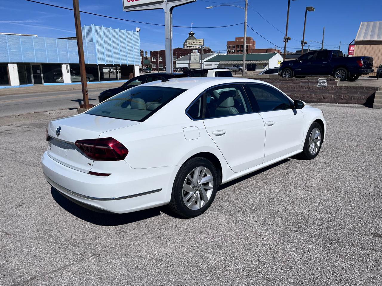 Volkswagen Passat SE 2018