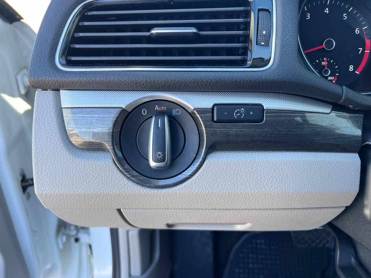 Volkswagen Passat SE 2018