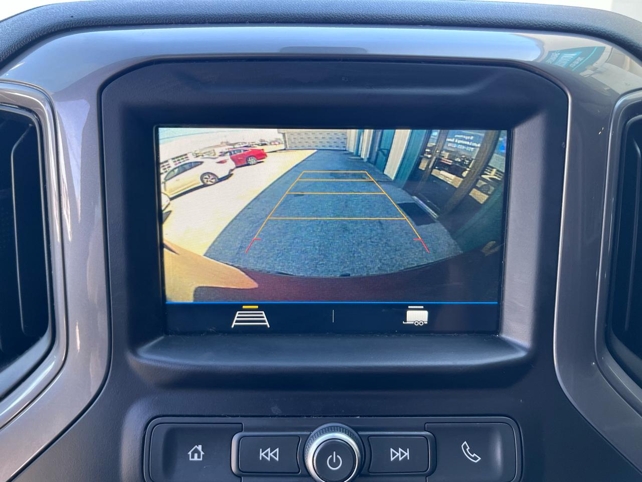 Chevrolet Silverado 1500 Custom Crew Cab Long Box 4WD 2019