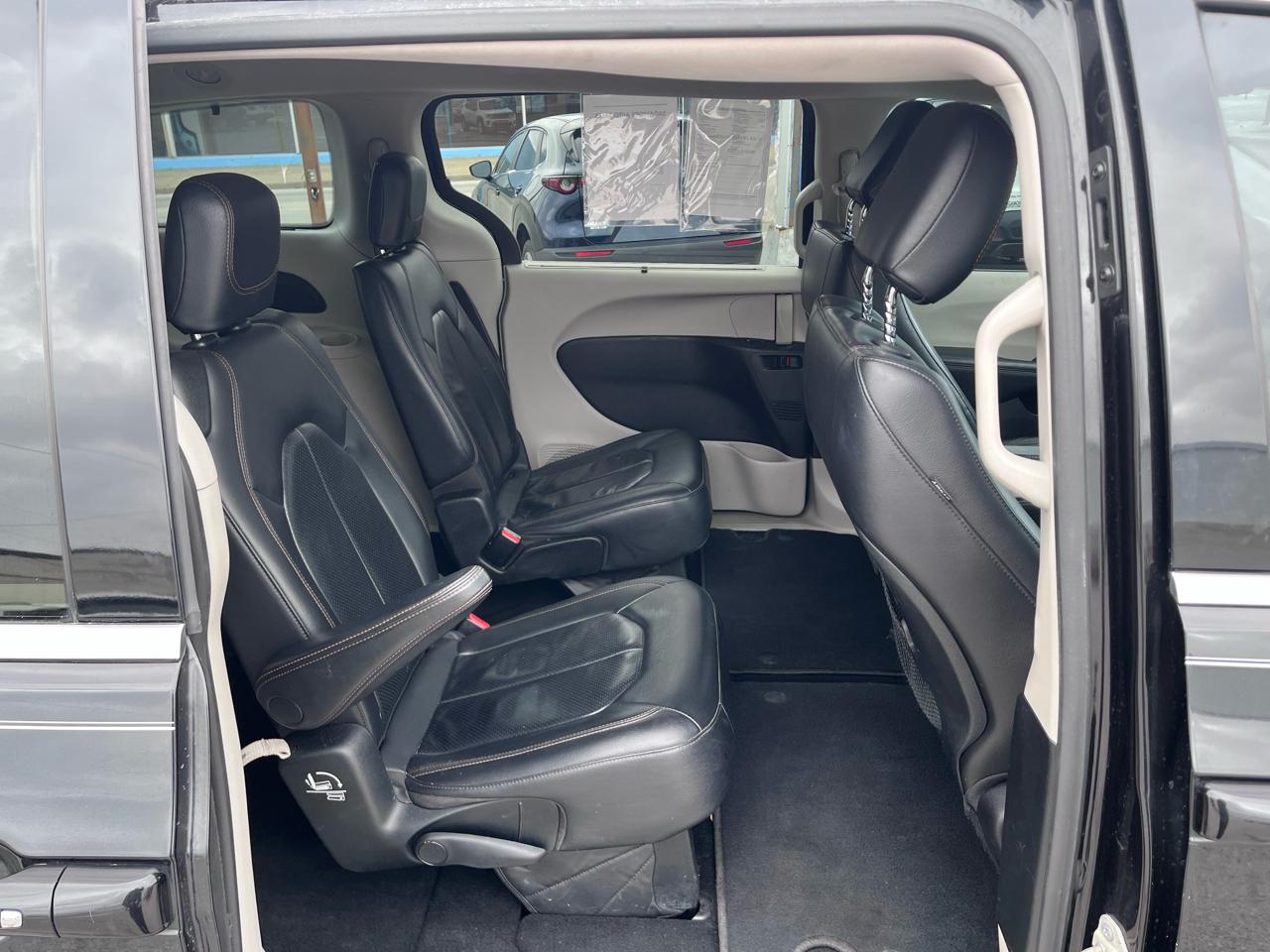 Chrysler Pacifica Touring-L 2018