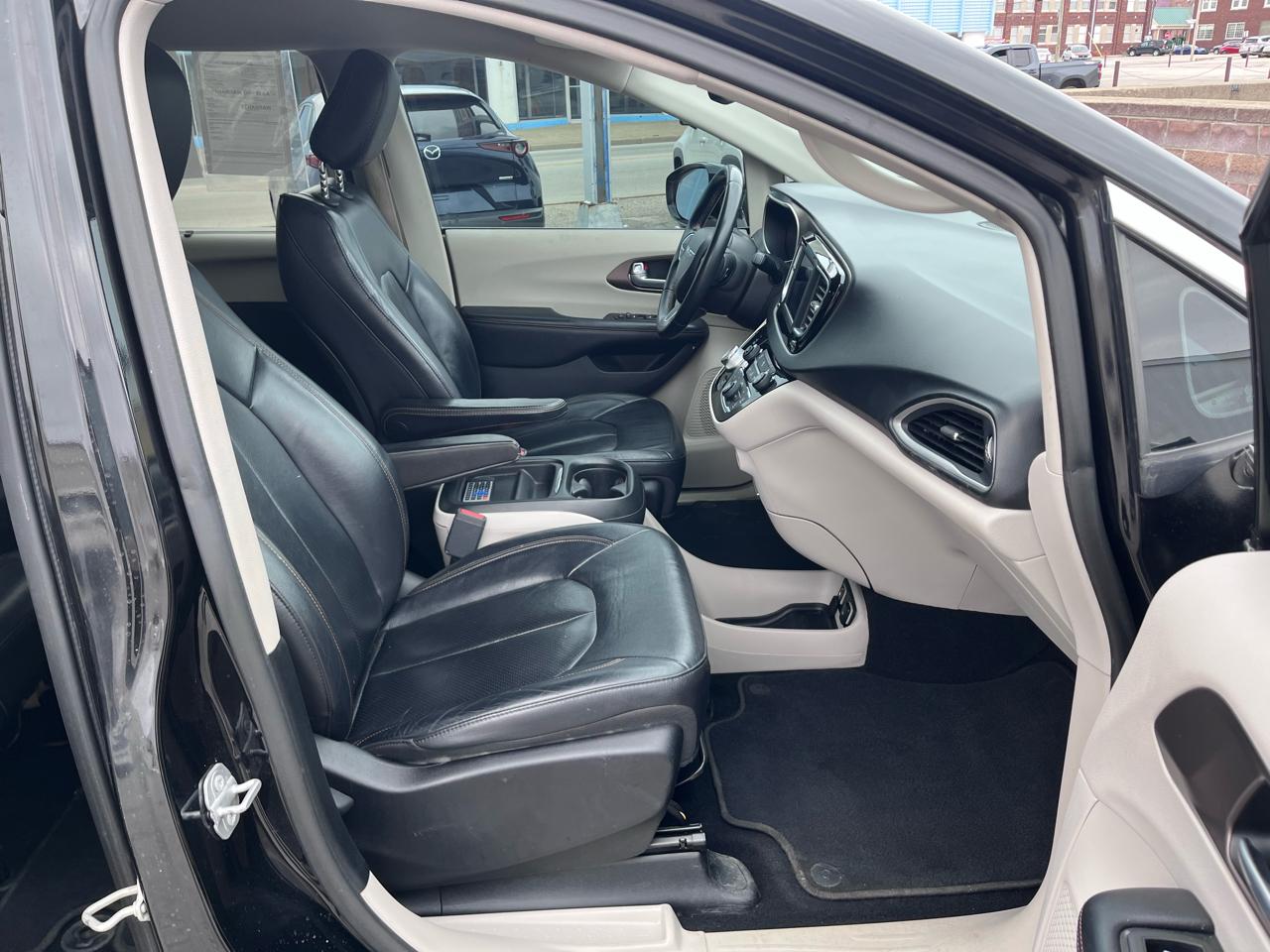 Chrysler Pacifica Touring-L 2018