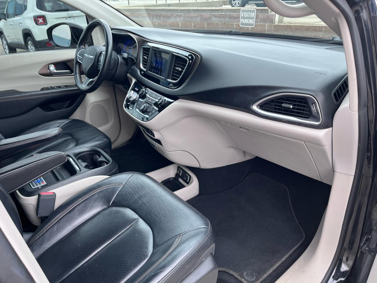 Chrysler Pacifica Touring-L 2018