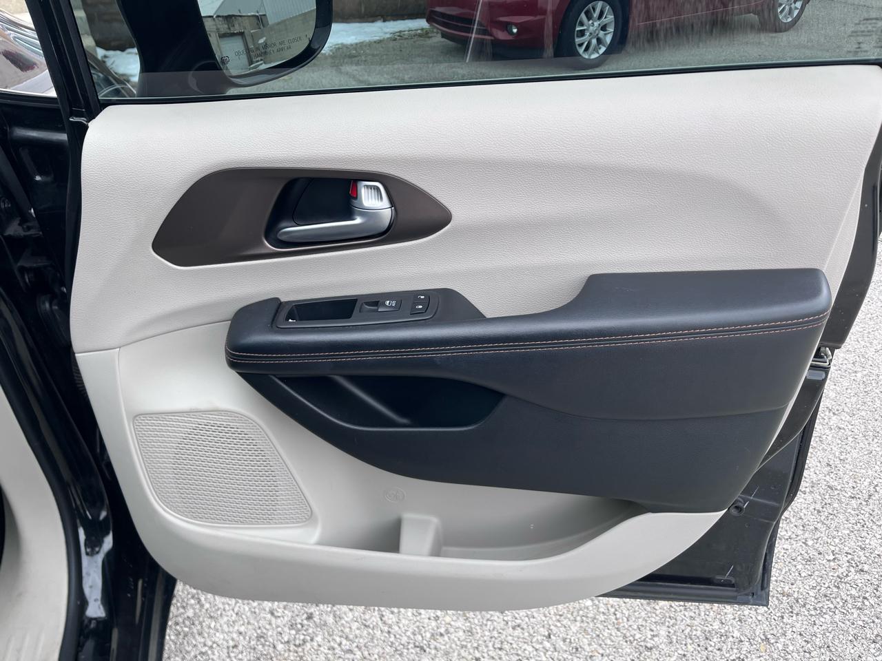 Chrysler Pacifica Touring-L 2018