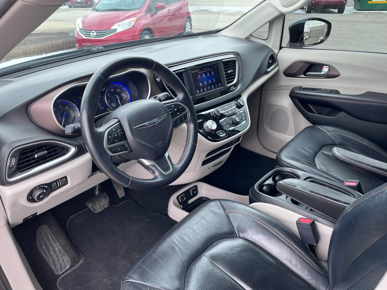 Chrysler Pacifica Touring-L 2018