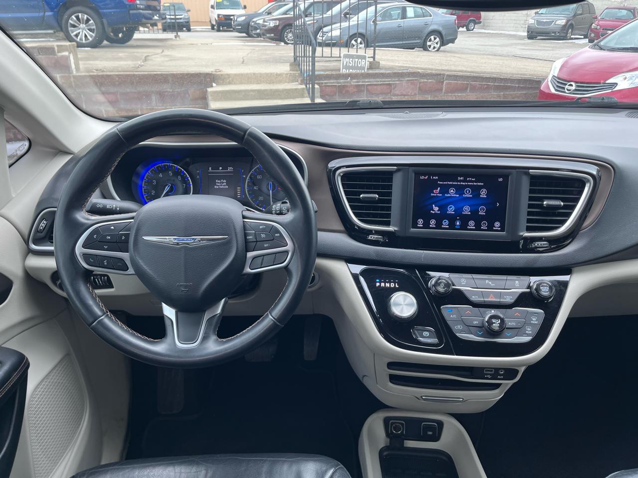 Chrysler Pacifica Touring-L 2018