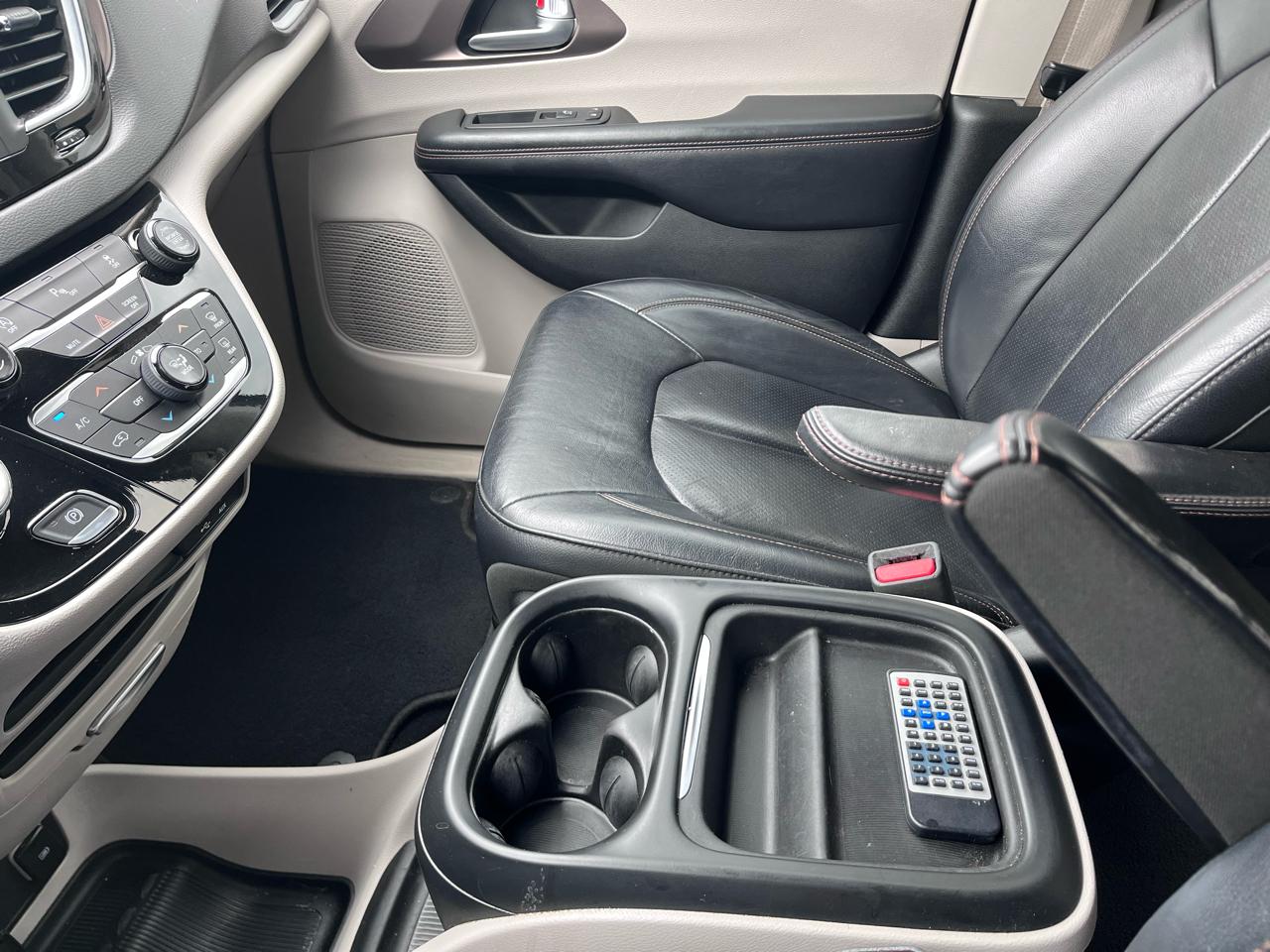 Chrysler Pacifica Touring-L 2018