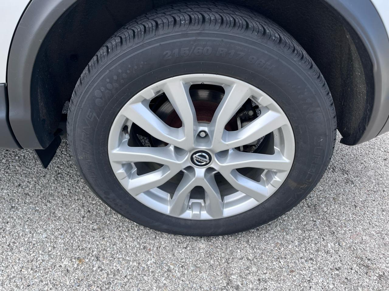 Nissan Rogue Sport S 2022