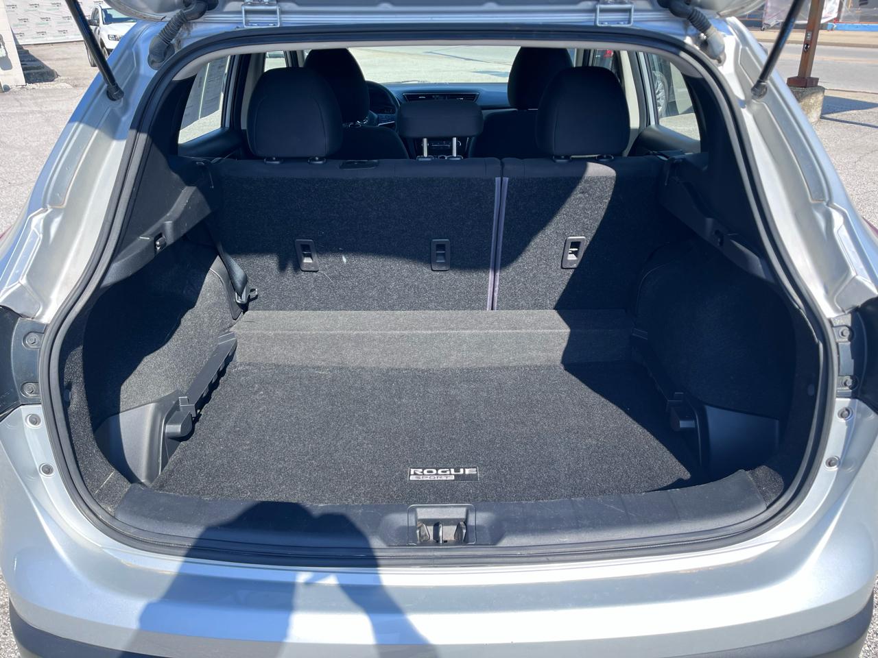 Nissan Rogue Sport S 2022