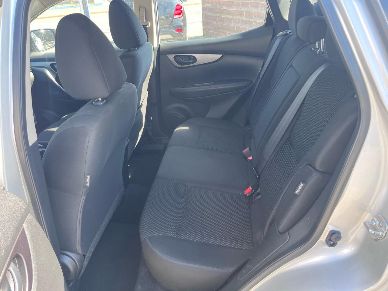 Nissan Rogue Sport S 2022