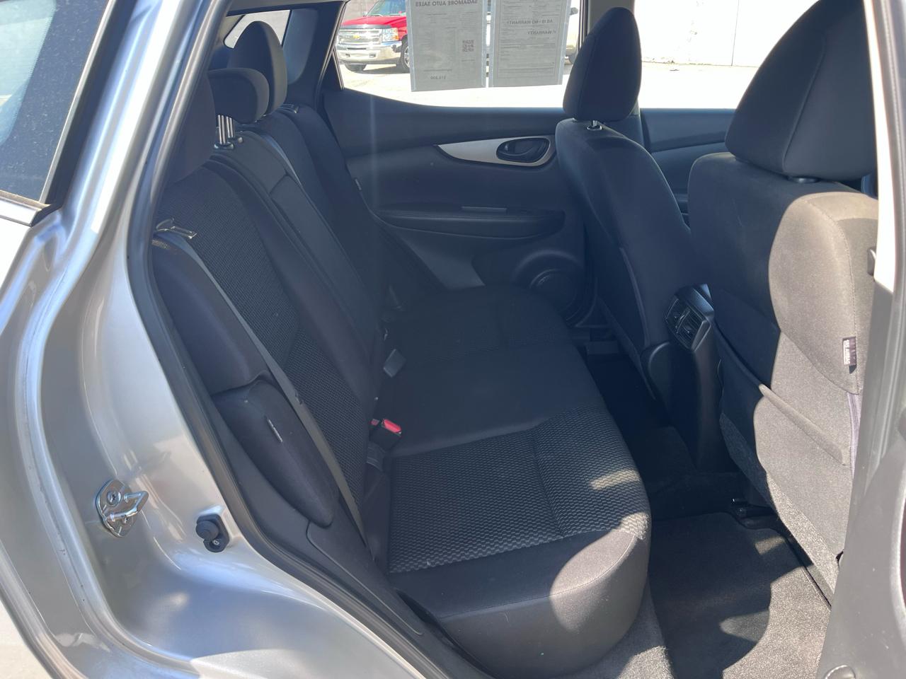 Nissan Rogue Sport S 2022
