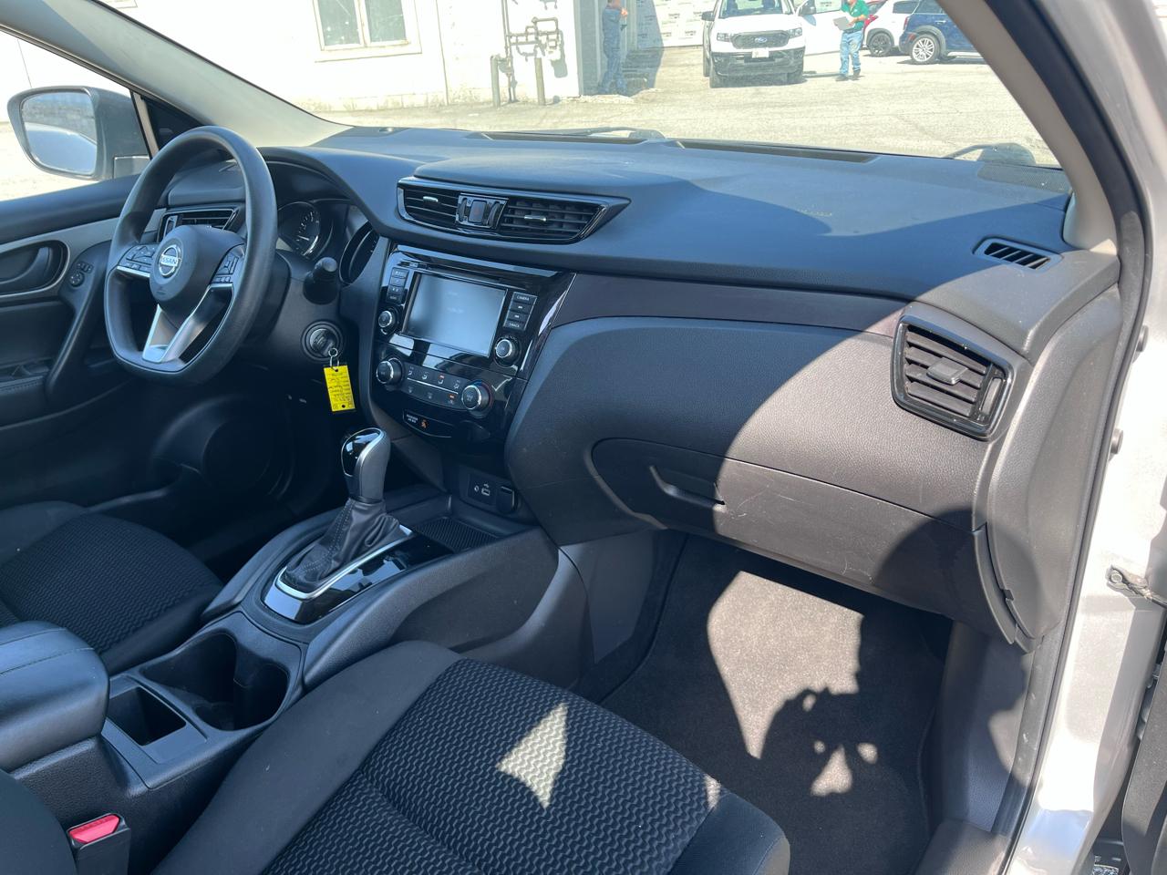 Nissan Rogue Sport S 2022