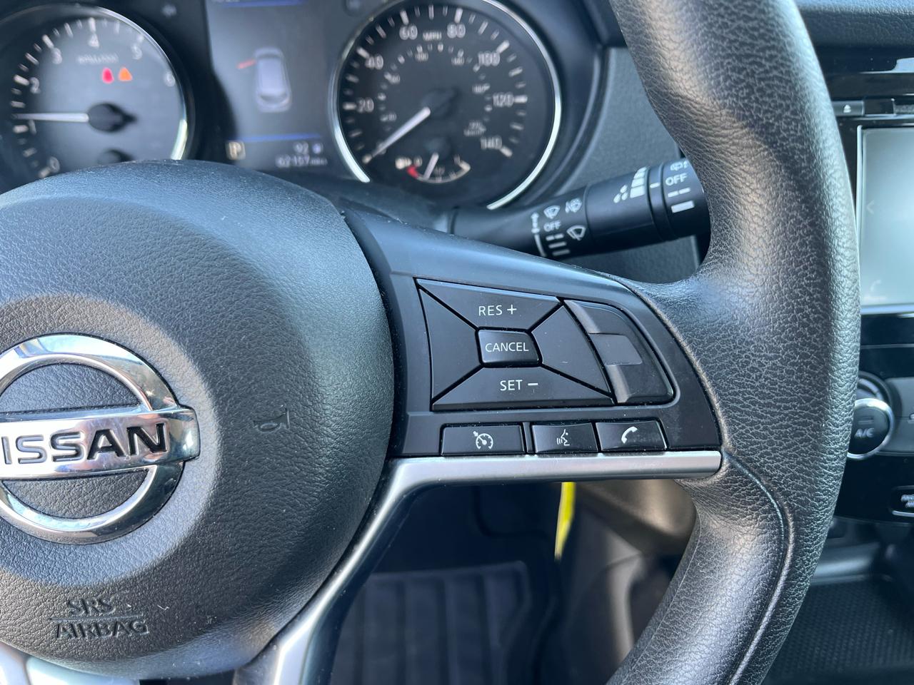 Nissan Rogue Sport S 2022