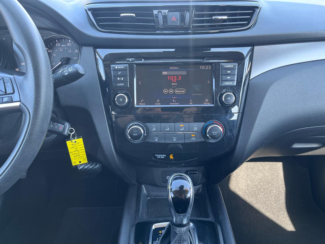 Nissan Rogue Sport S 2022