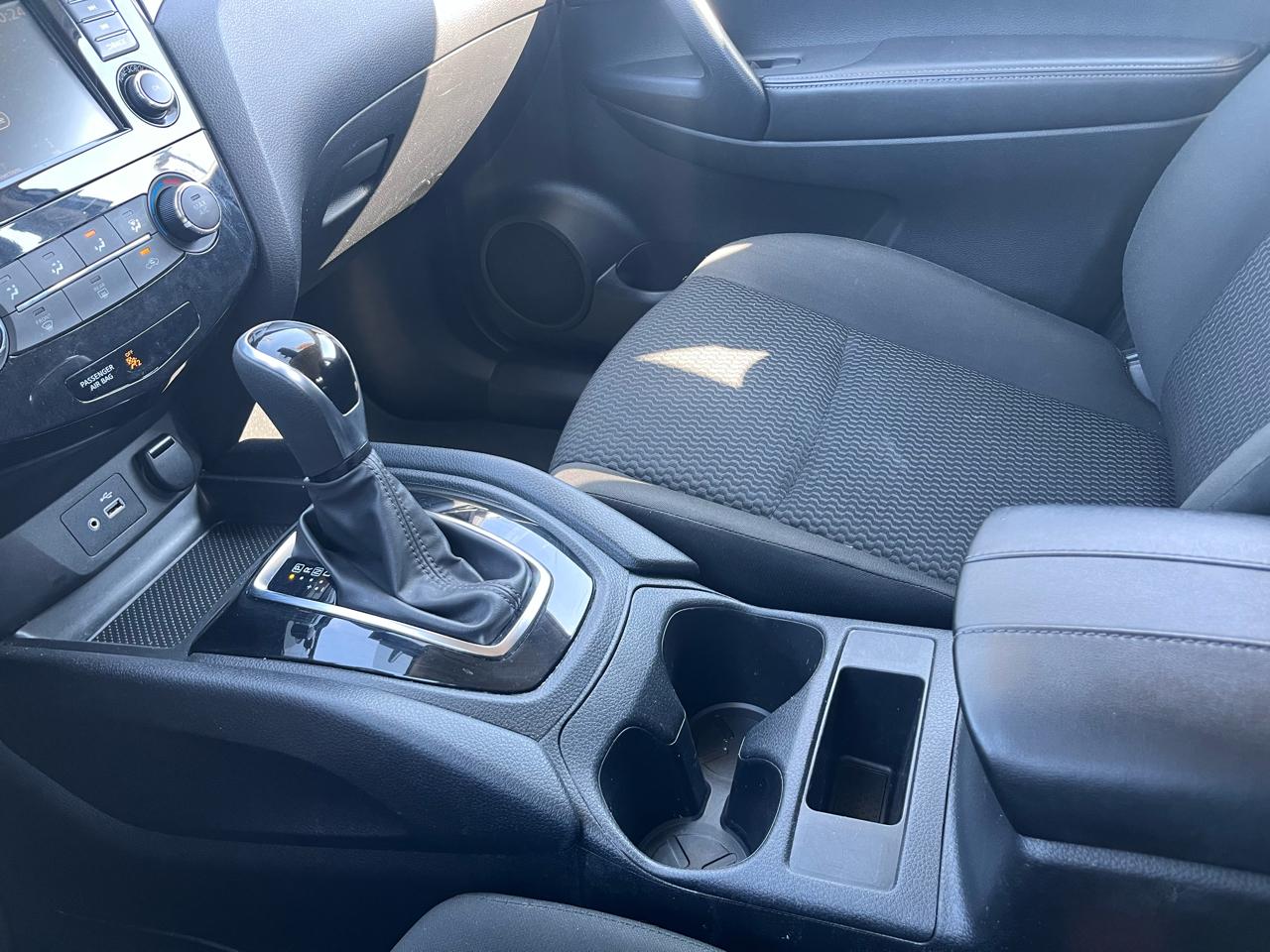 Nissan Rogue Sport S 2022