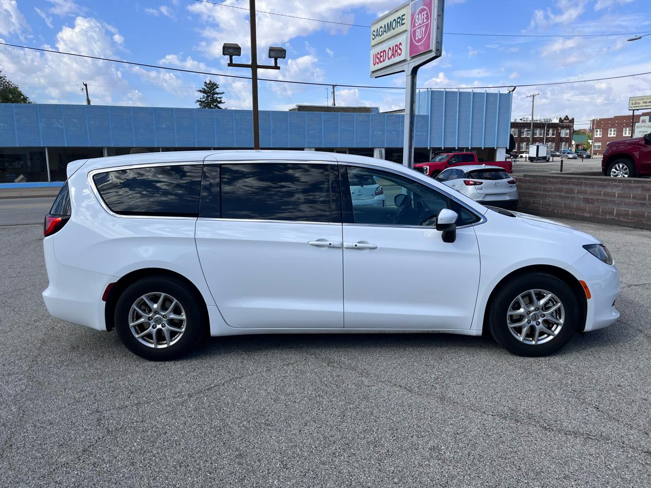 Chrysler Voyager LX 2023