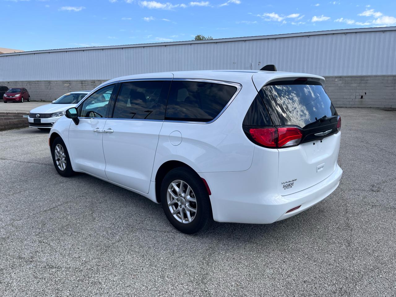 Chrysler Voyager LX 2023