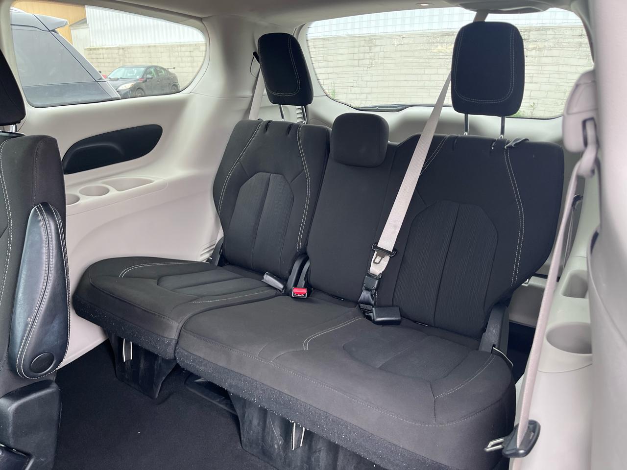 Chrysler Voyager LX 2023