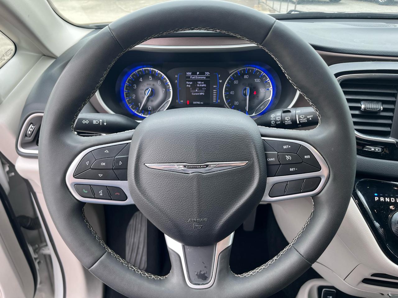 Chrysler Voyager LX 2023