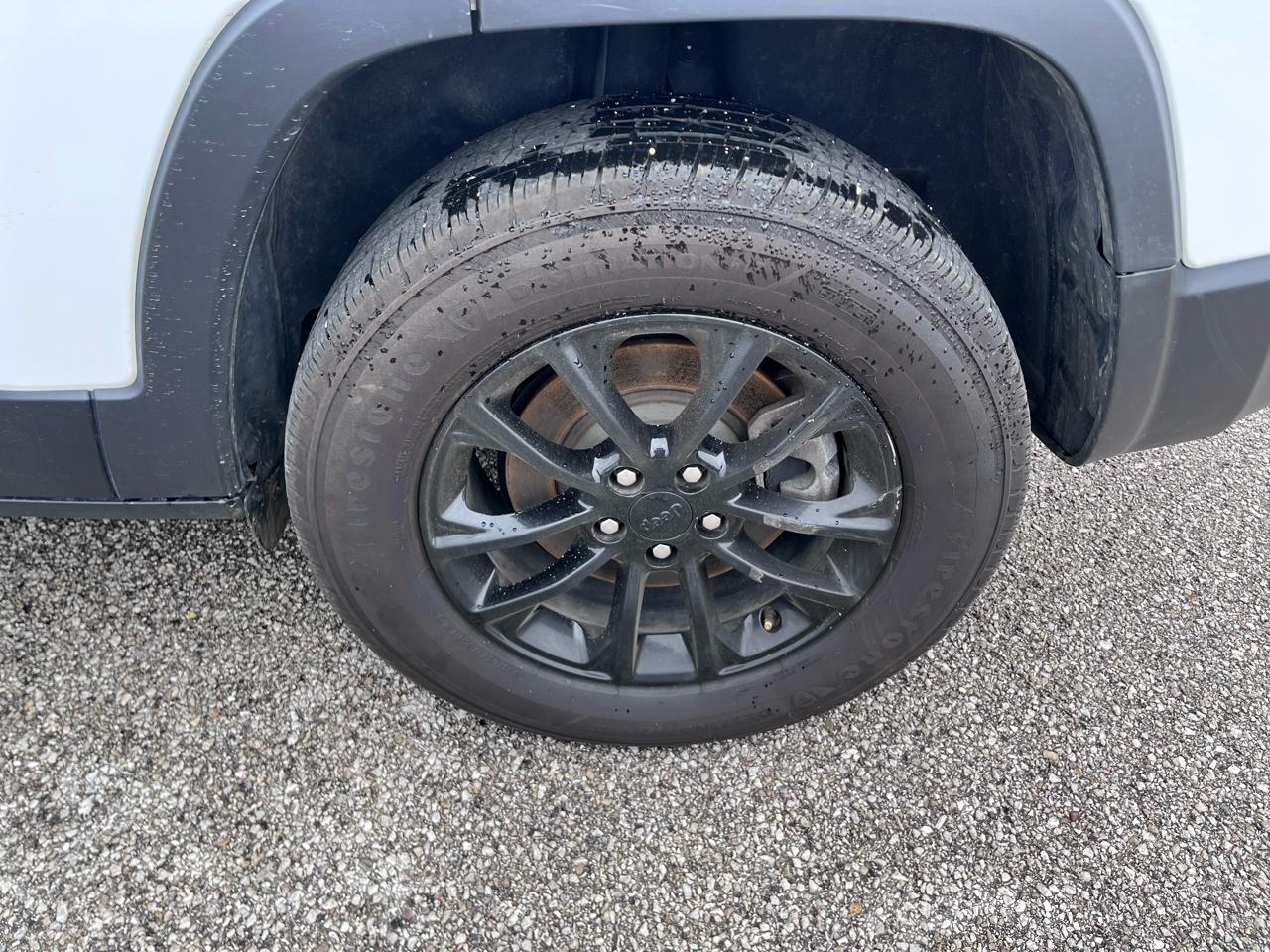 Jeep Cherokee Latitude Lux FWD 2022