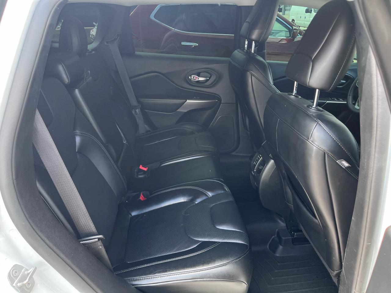 Jeep Cherokee Latitude Lux FWD 2022