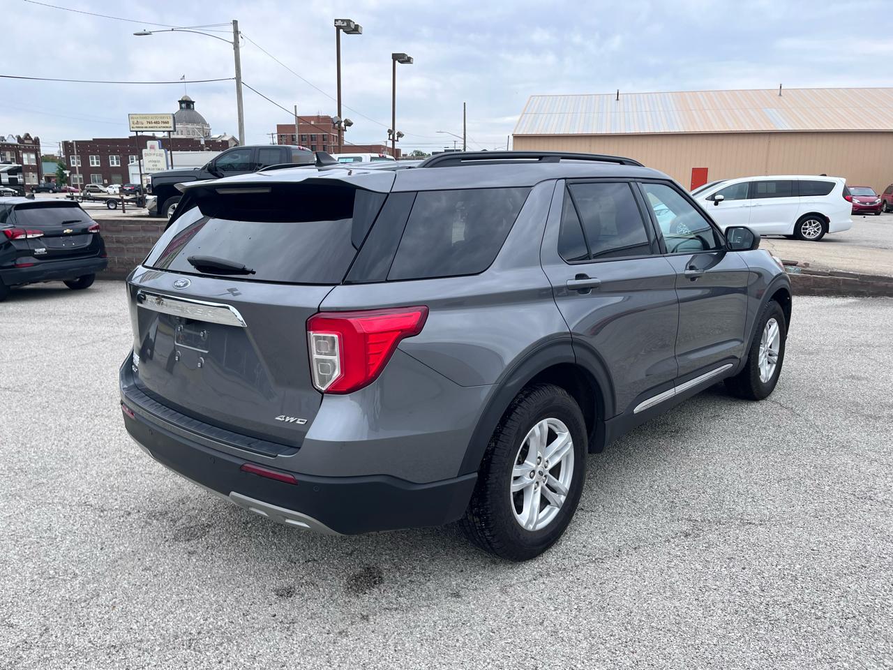 Ford Explorer XLT AWD 2024