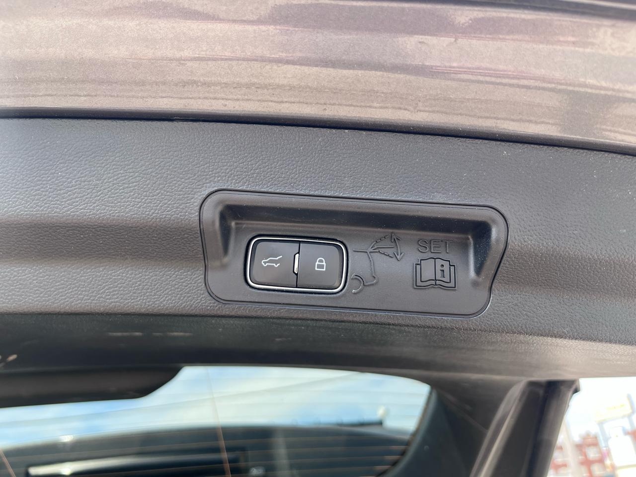 Ford Explorer XLT AWD 2024