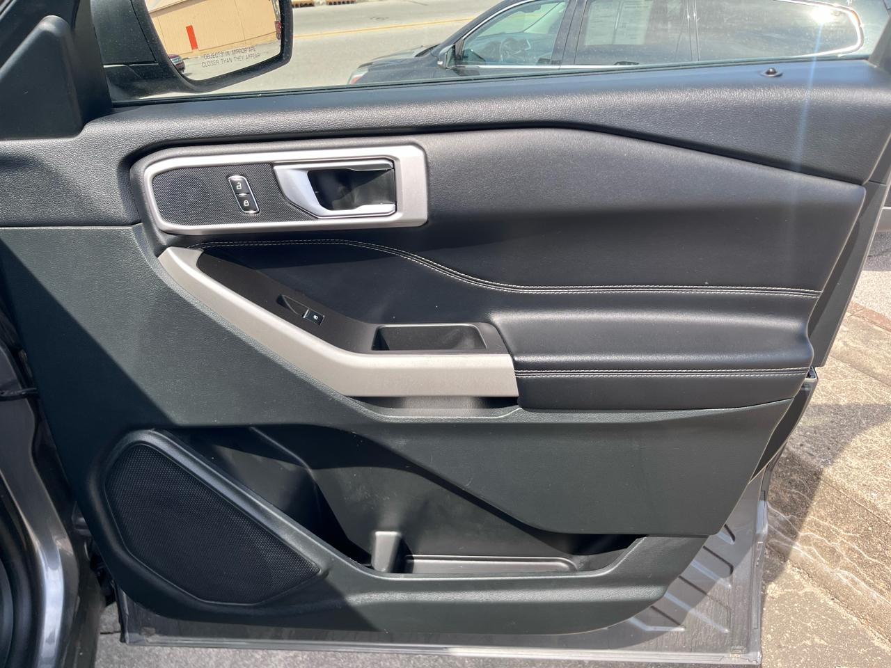 Ford Explorer XLT AWD 2024