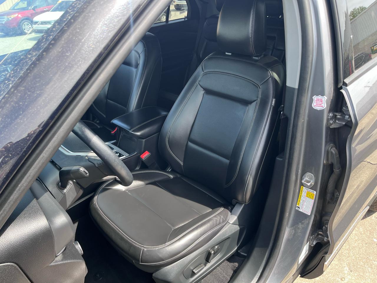 Ford Explorer XLT AWD 2024
