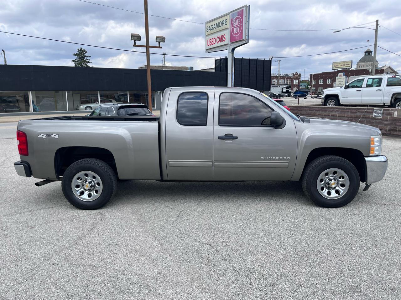 Chevrolet Silverado 1500 4dr Ext Cab 143.5" WB LS 2013
