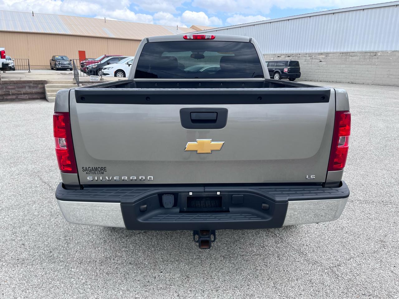 Chevrolet Silverado 1500 4dr Ext Cab 143.5" WB LS 2013
