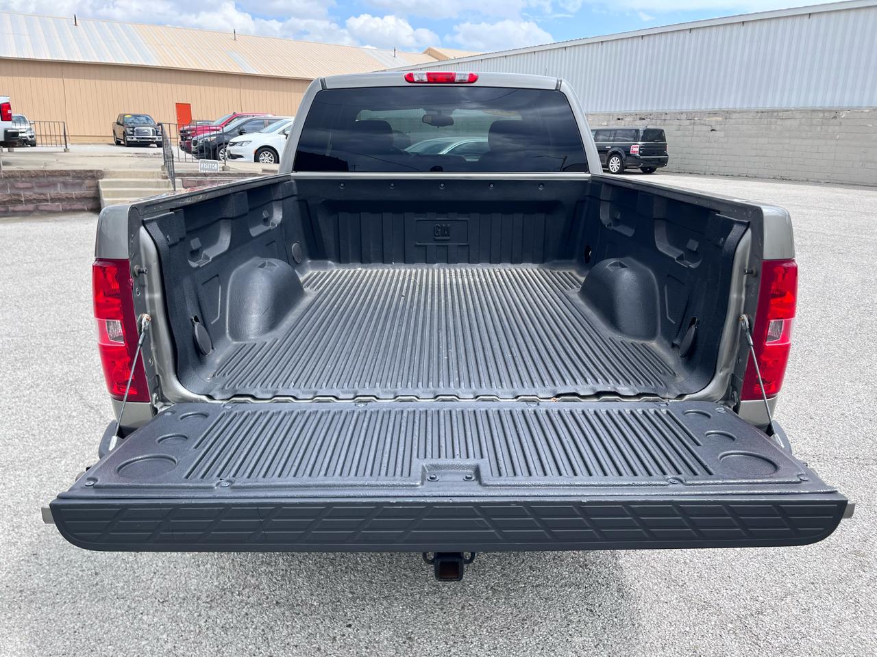 Chevrolet Silverado 1500 4dr Ext Cab 143.5" WB LS 2013