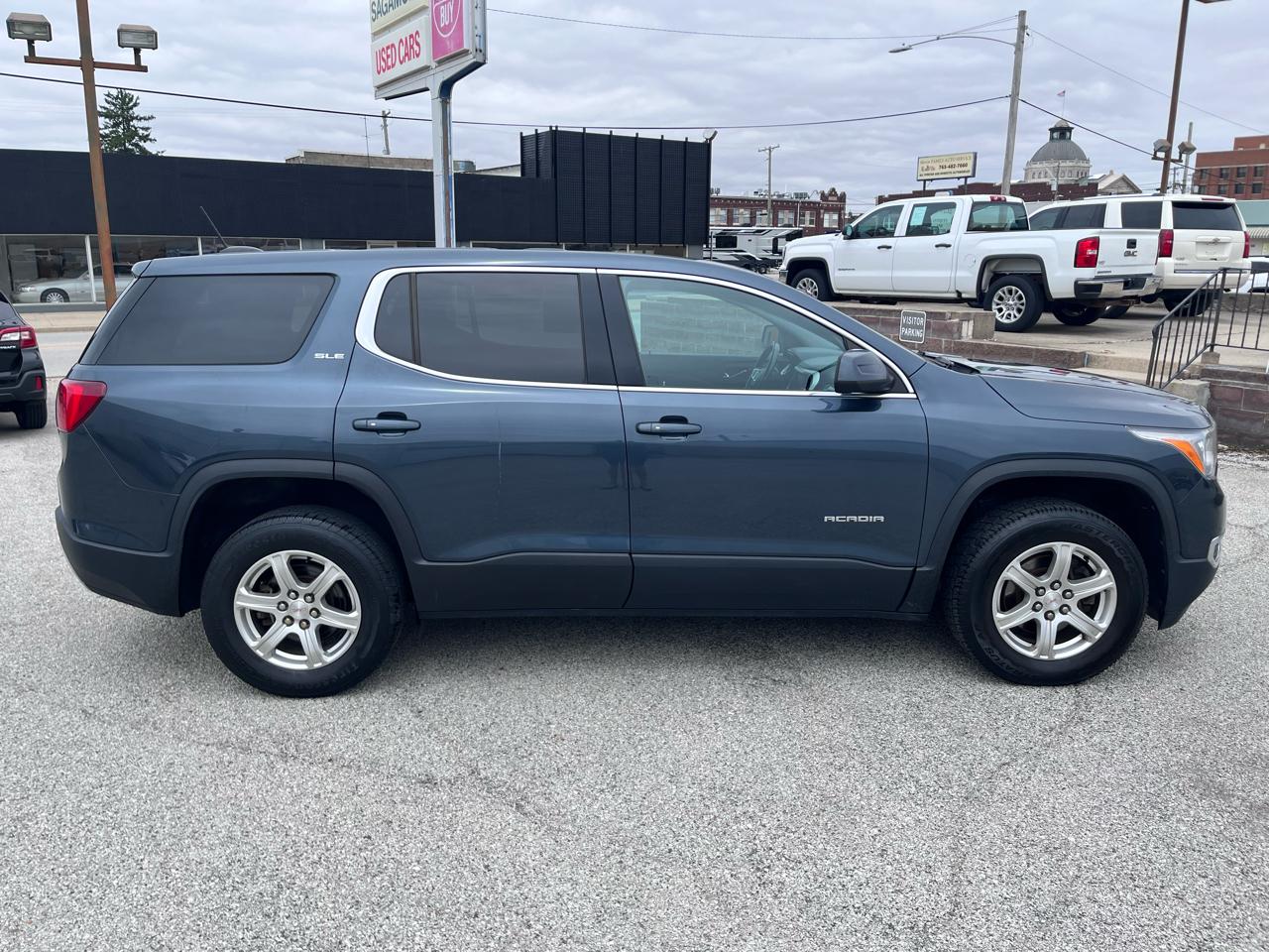 GMC Acadia SLE-1 AWD 2019