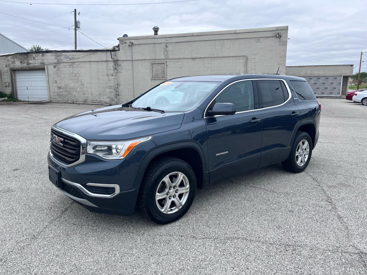 GMC Acadia SLE-1 AWD 2019