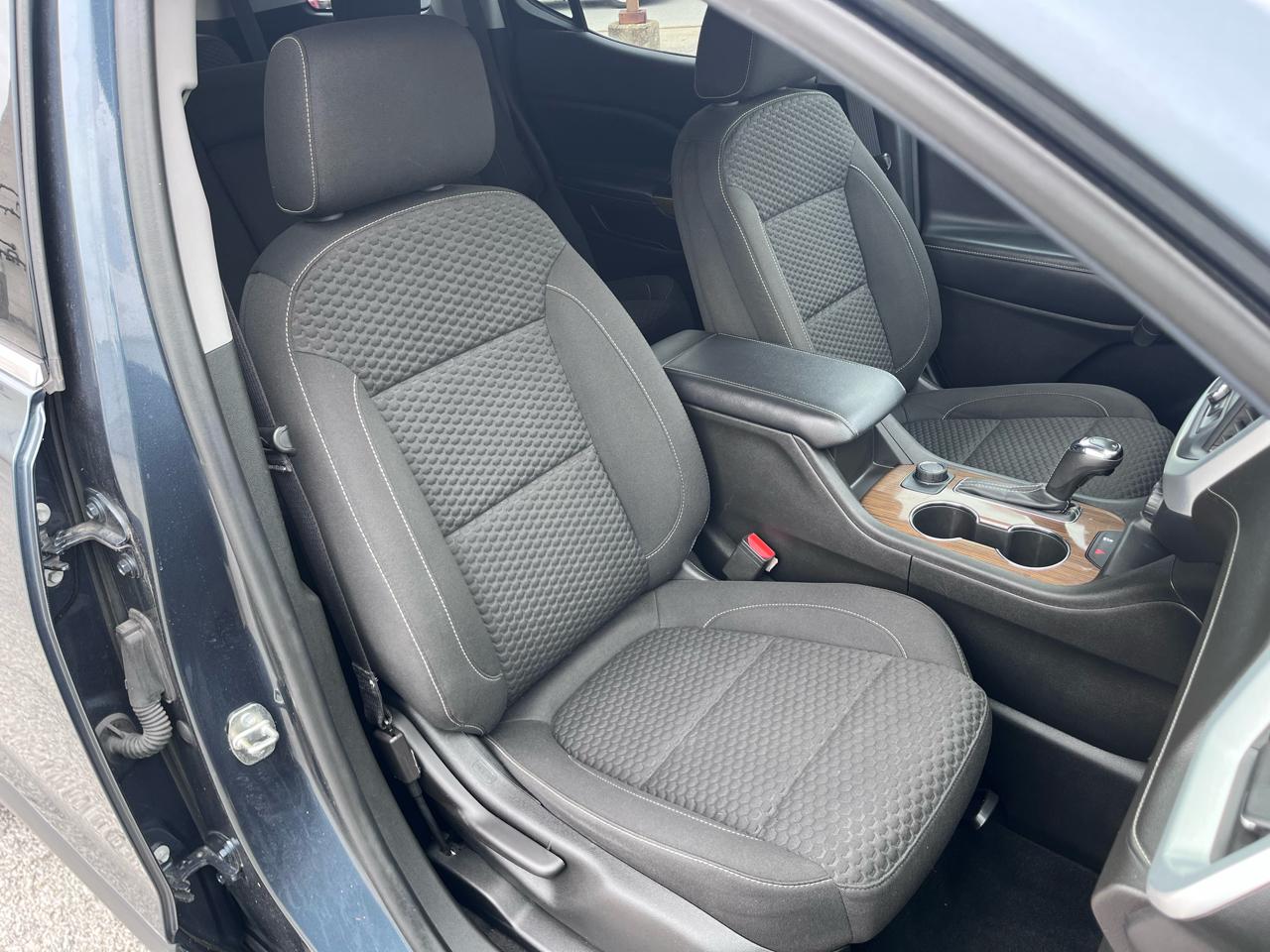 GMC Acadia SLE-1 AWD 2019