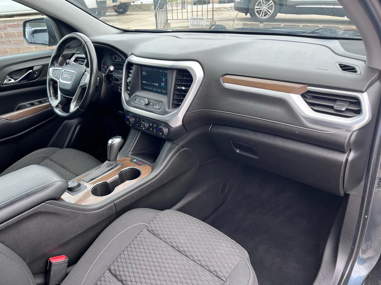 GMC Acadia SLE-1 AWD 2019