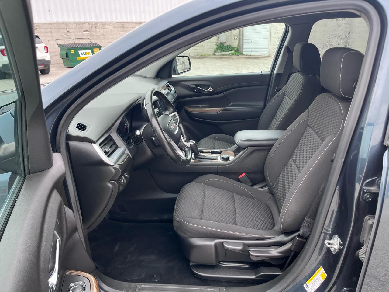 GMC Acadia SLE-1 AWD 2019