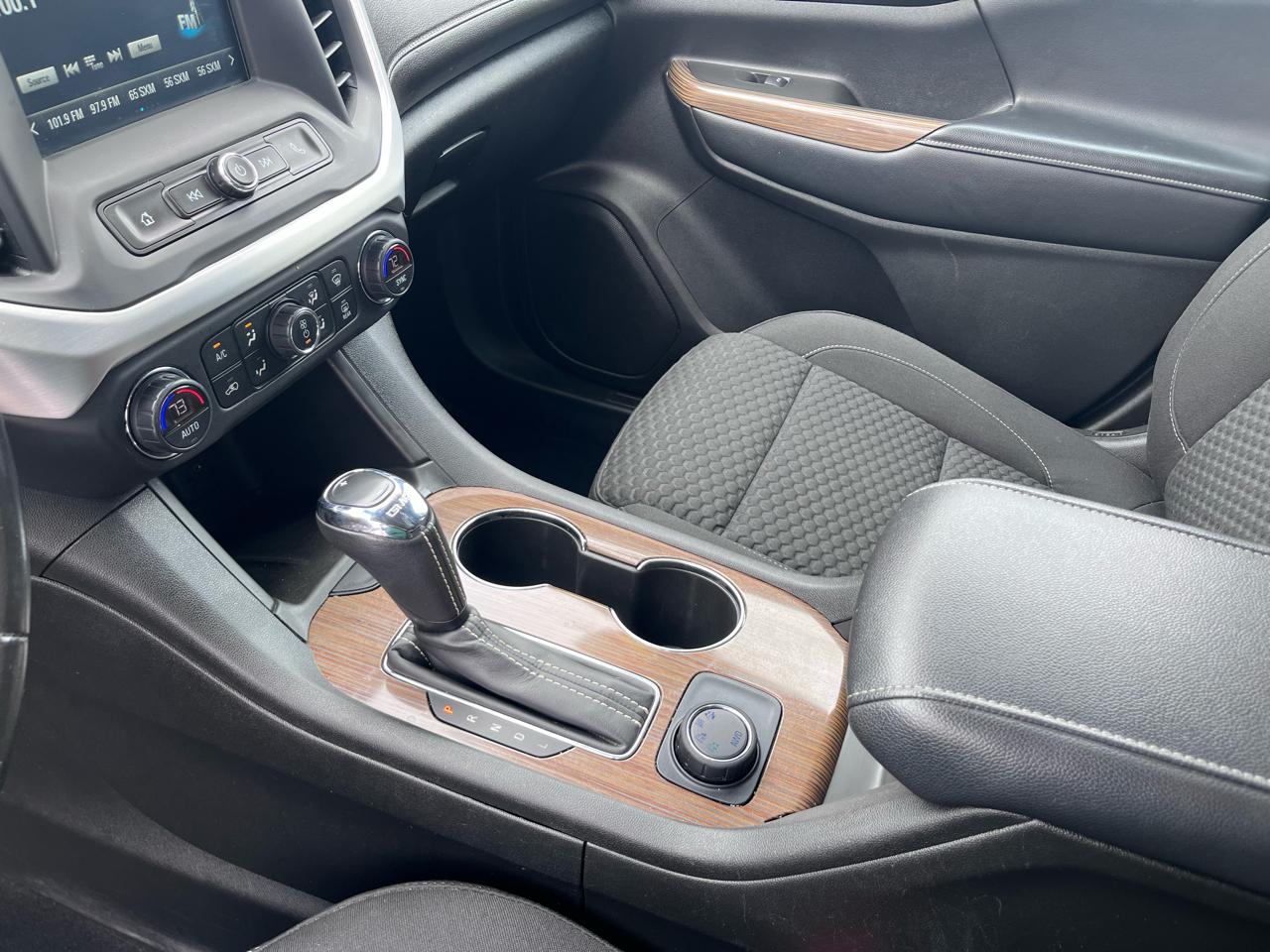 GMC Acadia SLE-1 AWD 2019