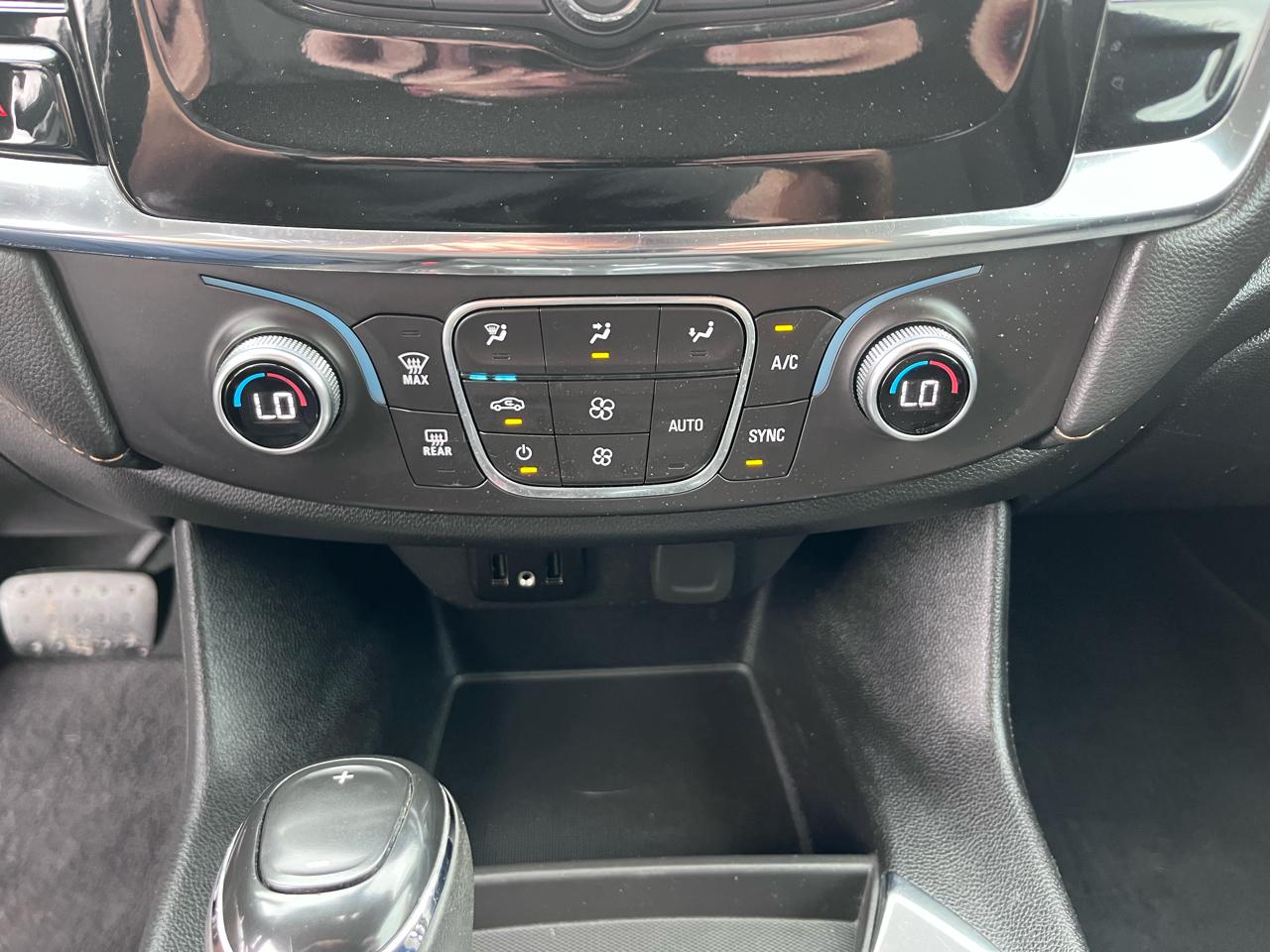 Chevrolet Traverse LT Cloth FWD 2018