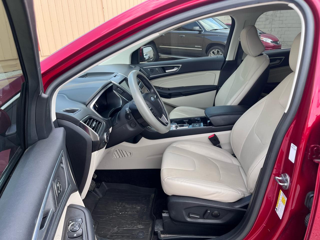 Ford Edge Titanium 2020