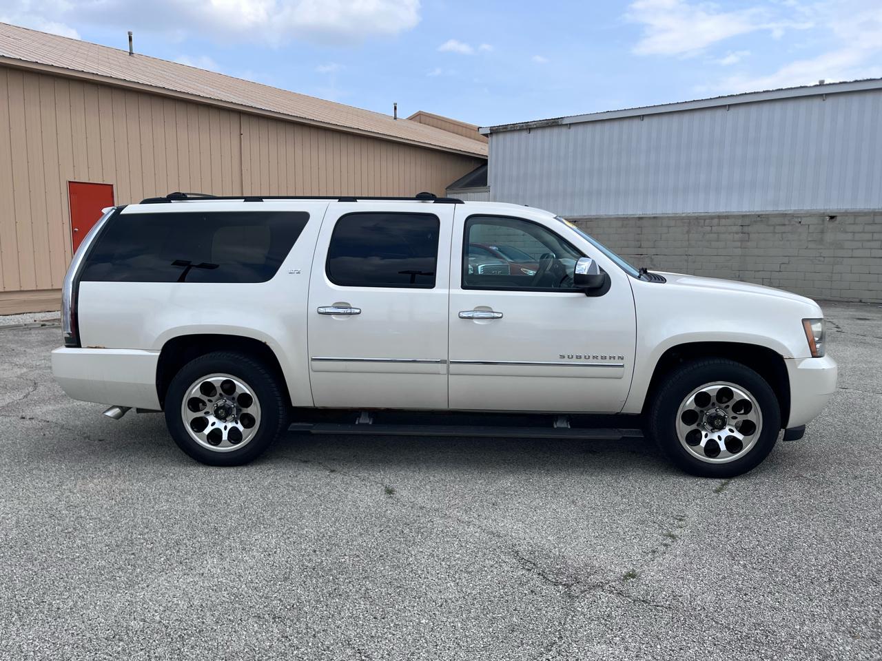 Chevrolet Suburban LTZ 1500 4WD 2011