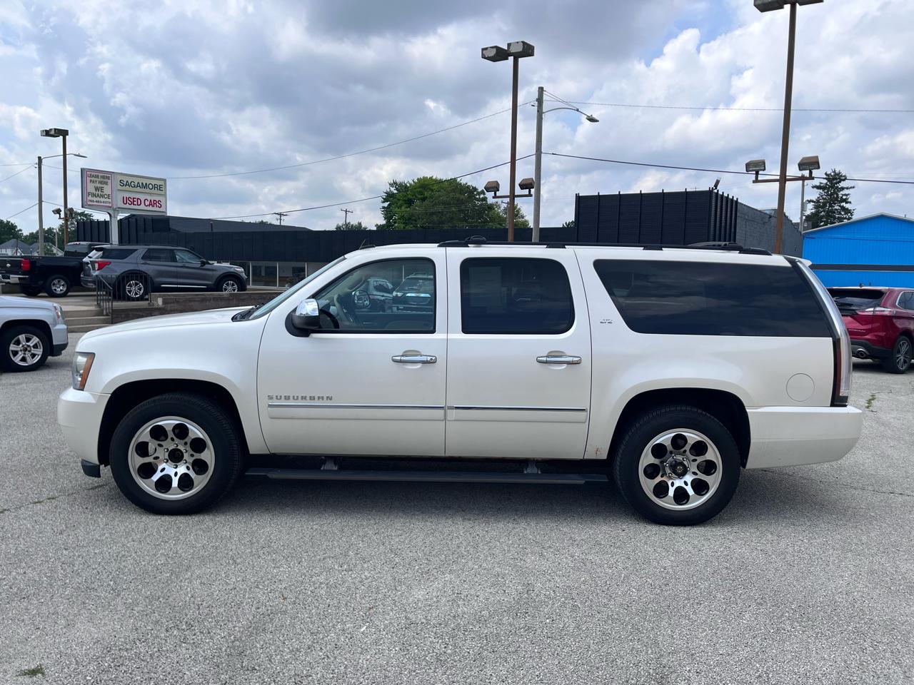 Chevrolet Suburban LTZ 1500 4WD 2011