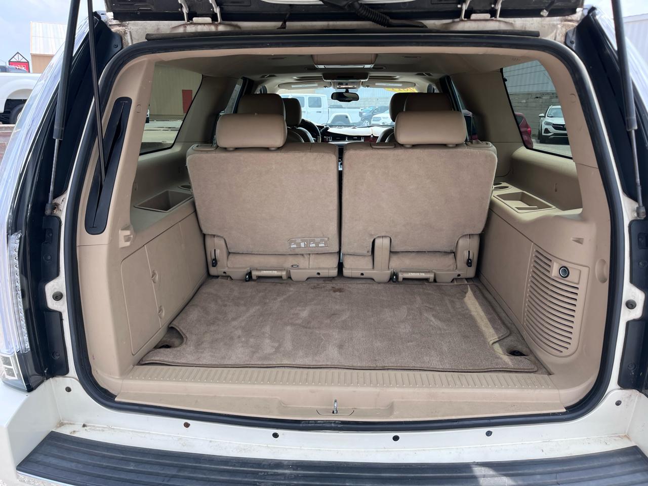 Chevrolet Suburban LTZ 1500 4WD 2011
