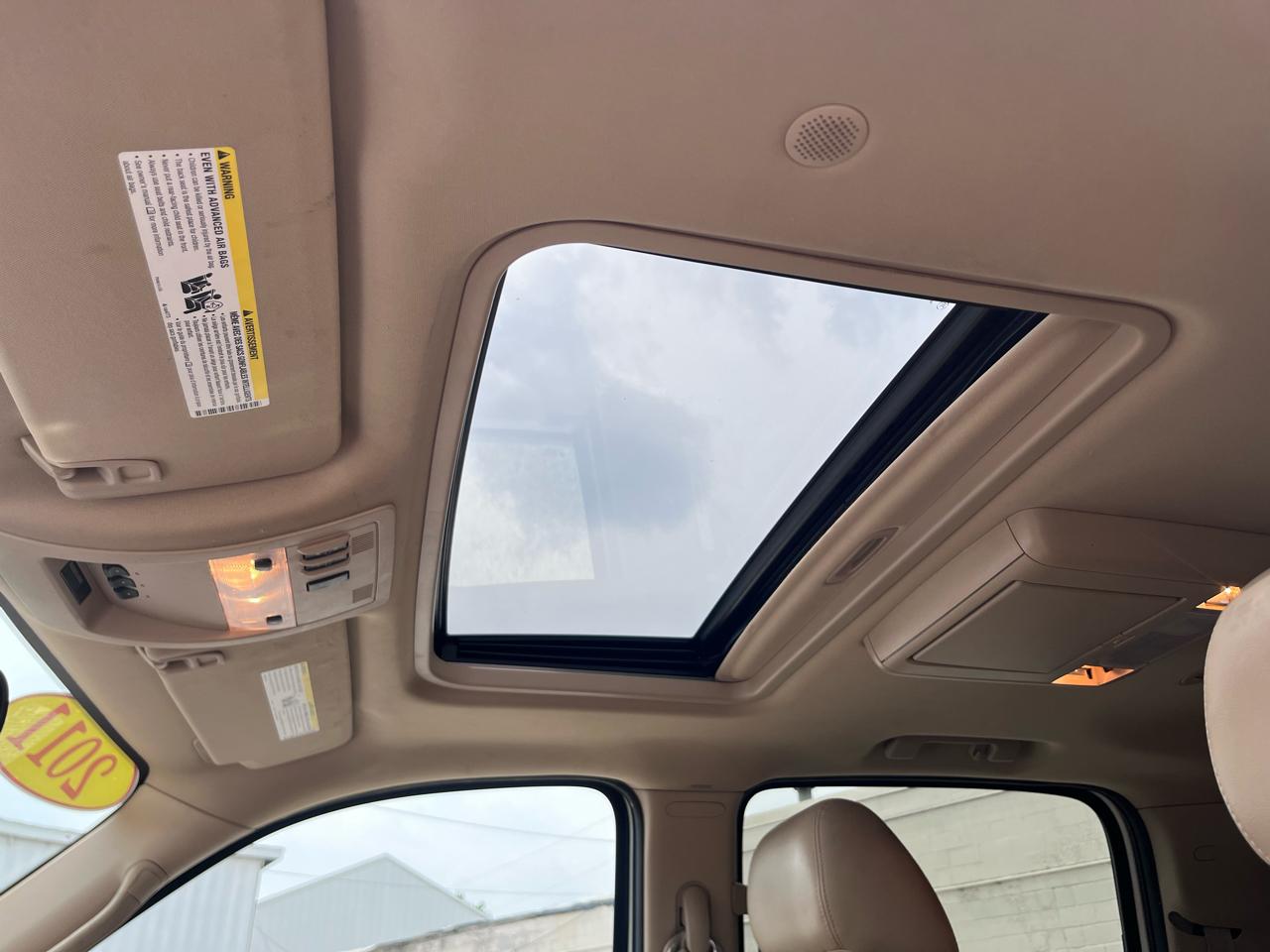 Chevrolet Suburban LTZ 1500 4WD 2011