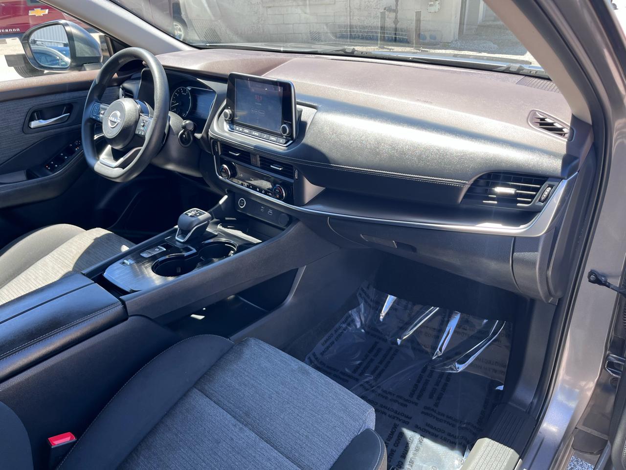 Nissan Rogue SV 2023