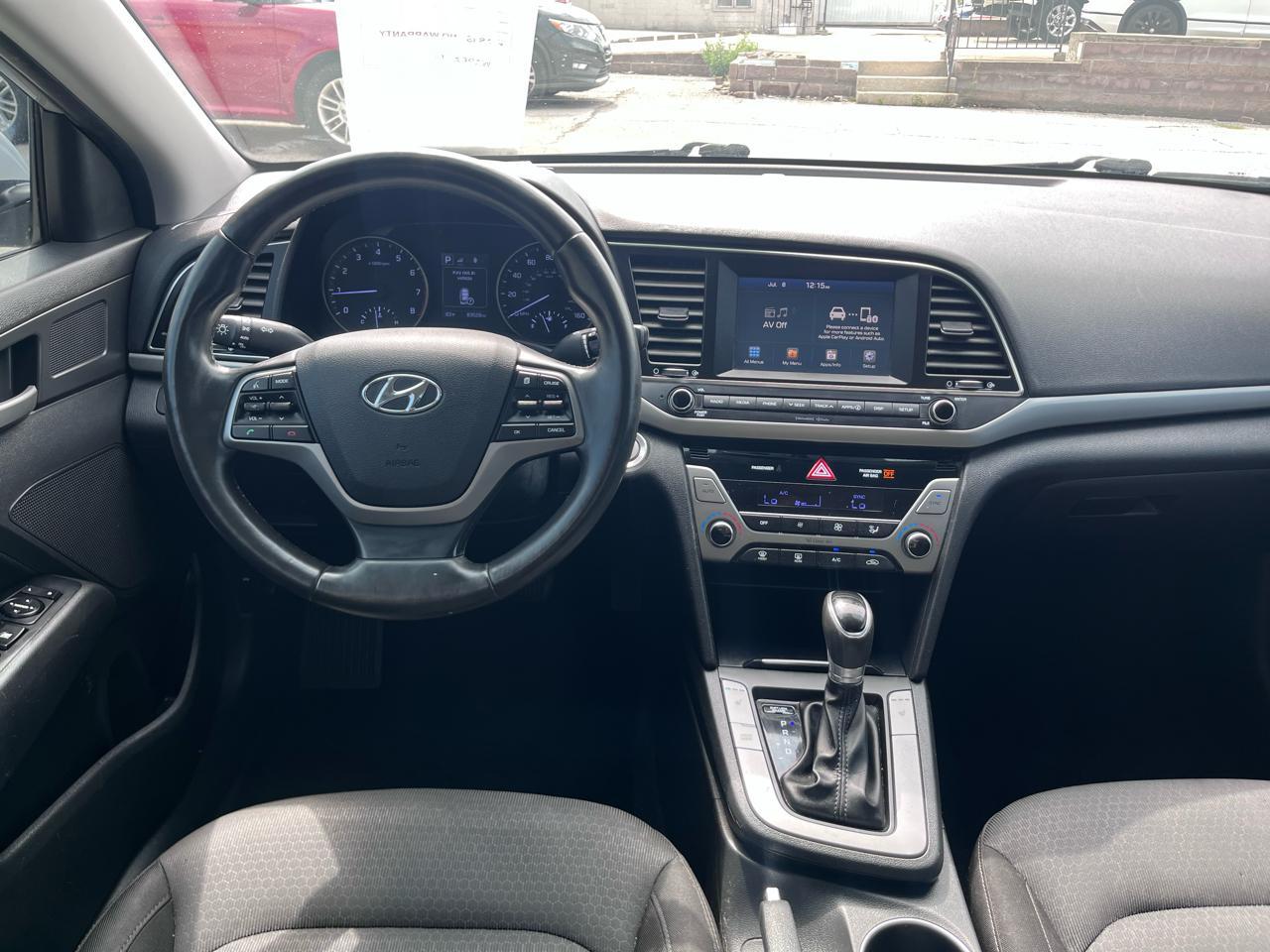 Hyundai Elantra Value Edition 6A 2017