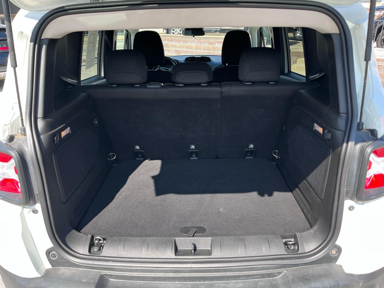 Jeep Renegade Latitude FWD 2015