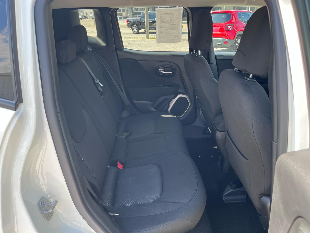 Jeep Renegade Latitude FWD 2015
