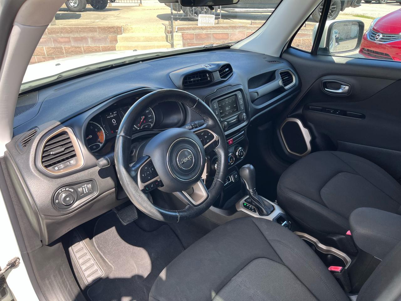 Jeep Renegade Latitude FWD 2015