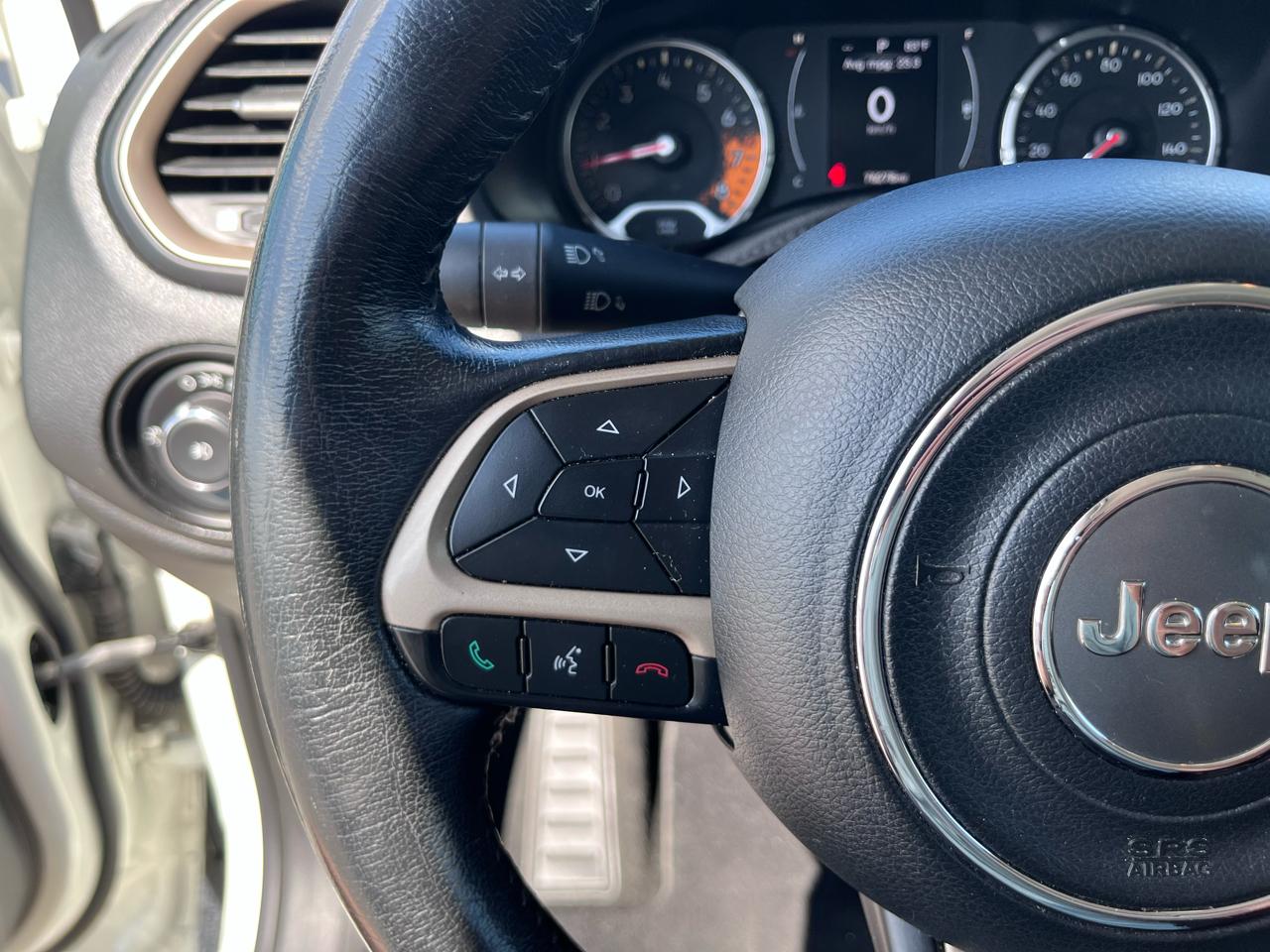 Jeep Renegade Latitude FWD 2015